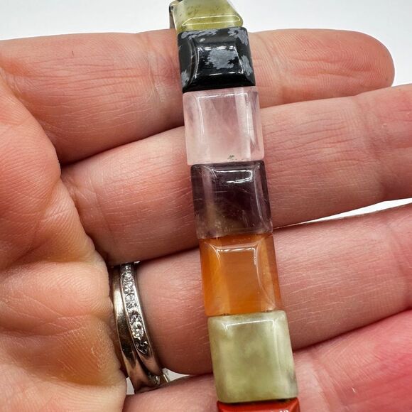 10mm stretchy multi-stone bracelet! - Picture 10 of 10